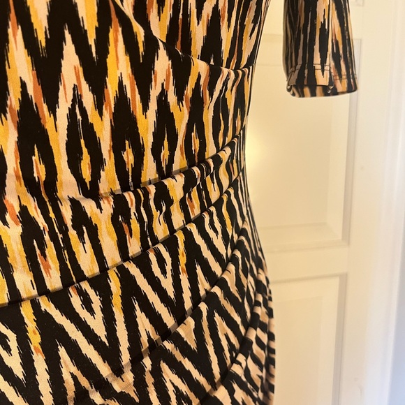 Anne Klein Pattern Brown Dress - Picture 5 of 5